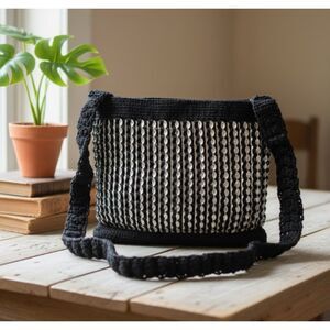 Soda Can Pop Pull Tab Shoulder Bag Vintage Black Crochet Lined Purse Crossbody